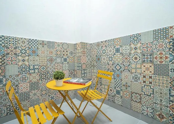 Hôtel Edgar Quinet Paris